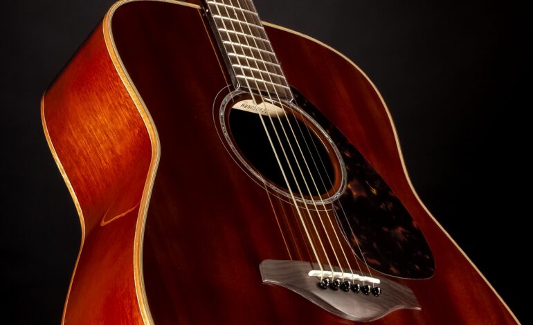 Yamaha FG850 i FGX800C - test