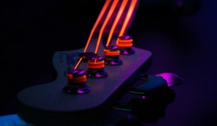 DR Neon