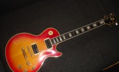 Skradziono gitarę Les Paul Custom
