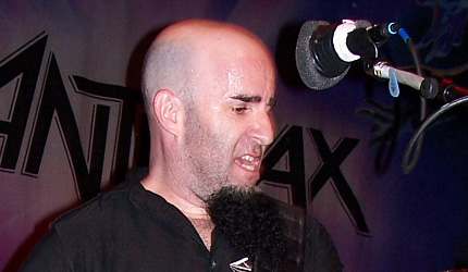 Anthrax przedstawia nowego gitarzystę