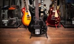 TopVintage: Gibson Victory Custom Fretless