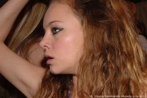 Bijou Phillips