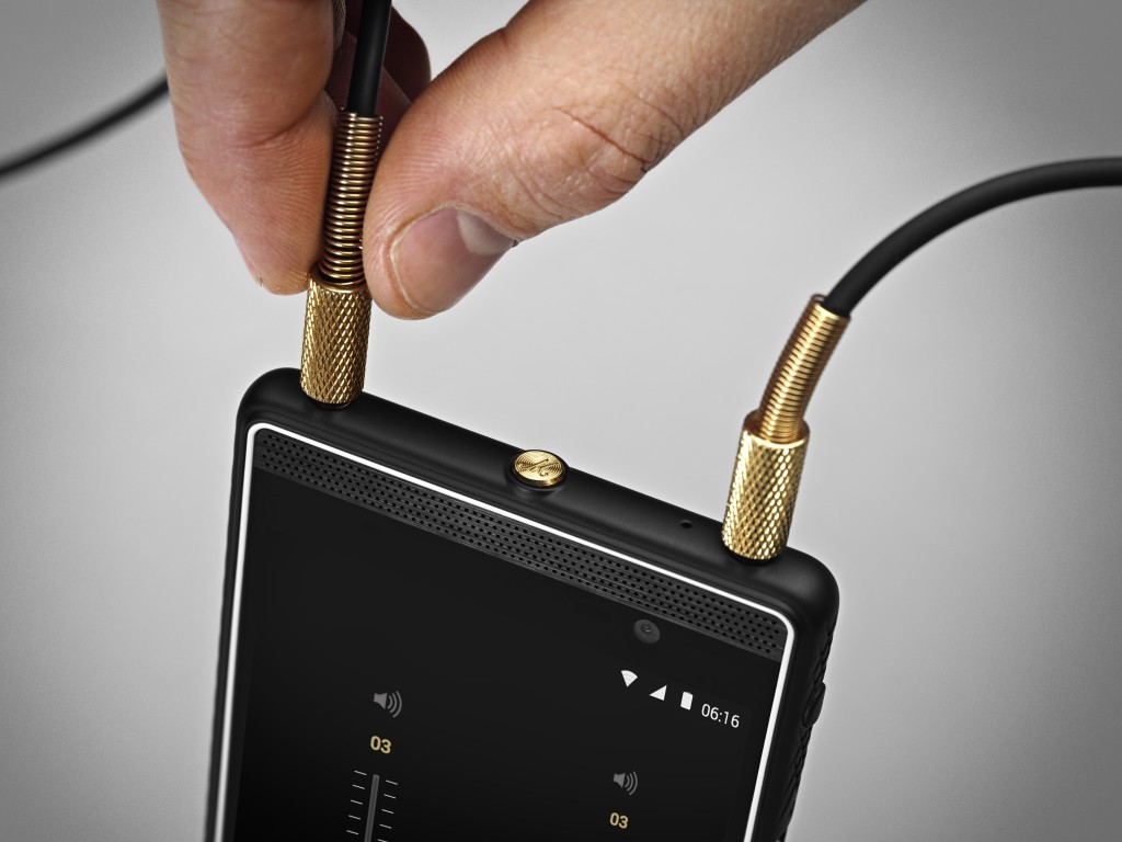 Marshall_london.jpg_3