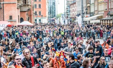 Jest nowy Gitarowy Rekord Guinnessa!