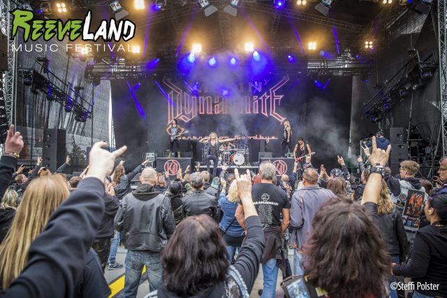 Kissin' Dynamite Reeveland 2017
