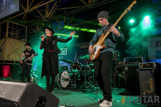 Blues Pod Piecem
