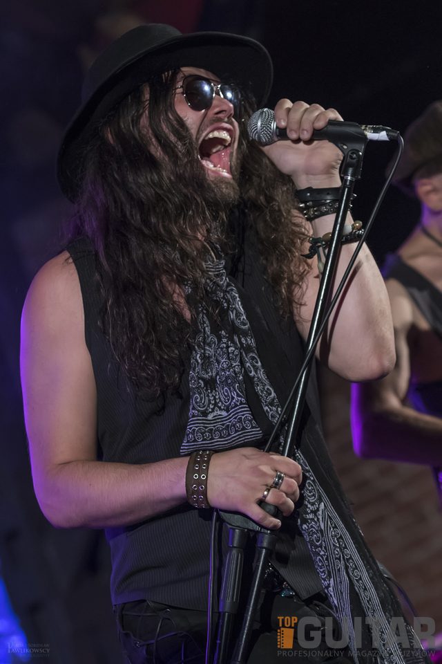 Blues Pod Piecem