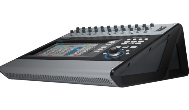 QSC TouchMix 30 Pro