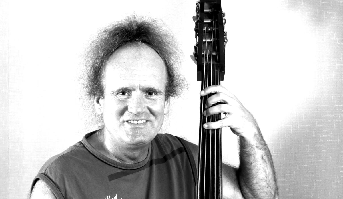 Mietek Jurecki: „Songwriting Camp ZAiKS zmienił moje spojrzenie na tworzenie muzyki”