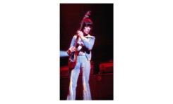 Bill Wyman sprzedał swoje basy i inne pamiątki