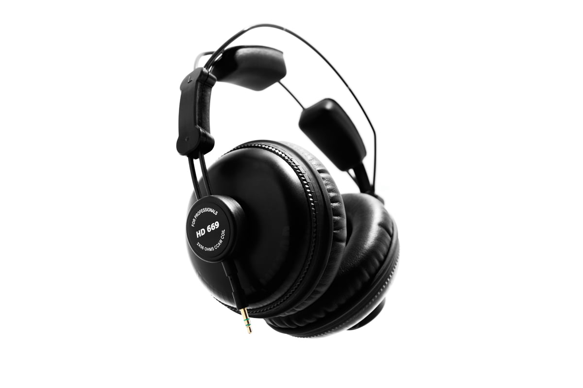 Superlux HD669
