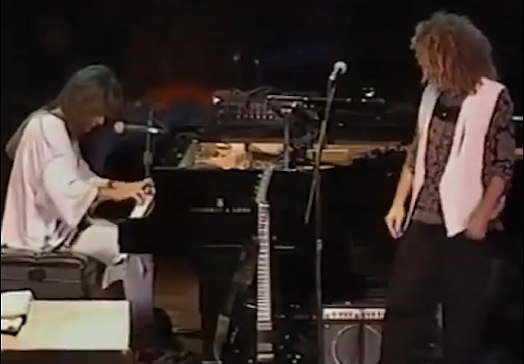 Sammy Hagar przypomina talent Eddiego Van Halena jako klawiszowca