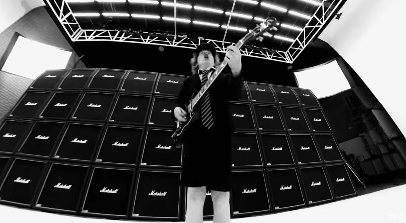 AC/DC Realize clip, fot. YouTube