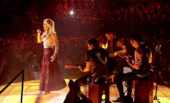 Shakira słucha Metalliki i przypomina o swoich rockowych korzeniach