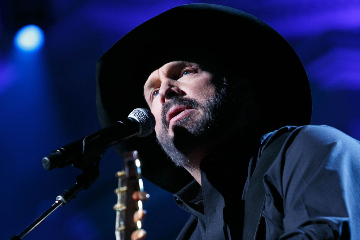 Garth Brooks podczas występu w 2020 roku; fot. Shawn Miller/Library of Congress (CC0 1.0)