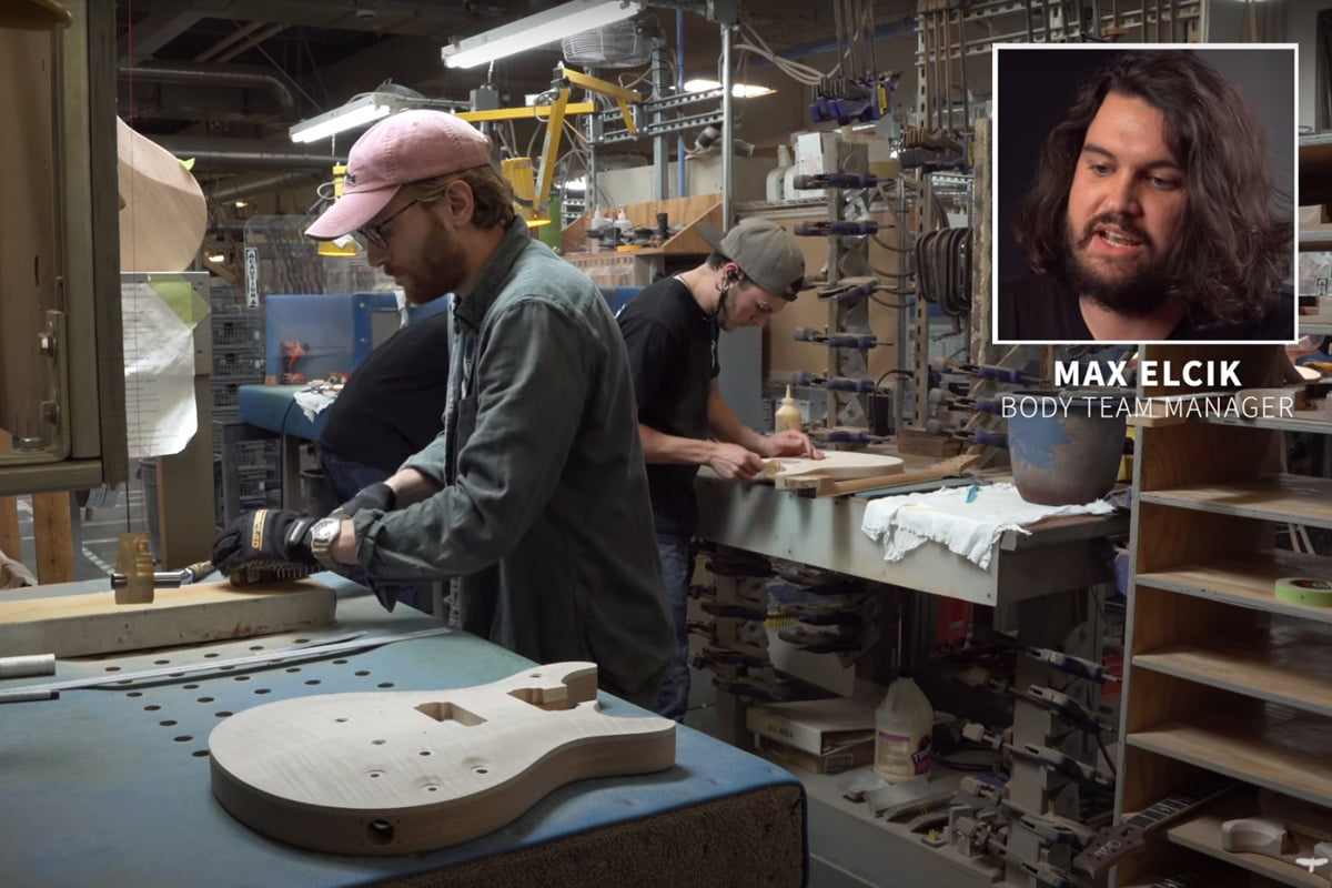 PRS Guitars „From The Factory Floor” Neck and Body Assembly (fot. YouTube)
