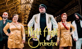 Zespół The Night Flight Orchestra znowu poderwał samolot do lotu i zaprezentował nową muzykę