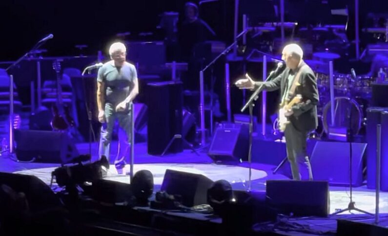 Podczas koncertu The Who Pete Townshend powiedział do fana: "Nie przyjmujemy k... żadnych zamówień"