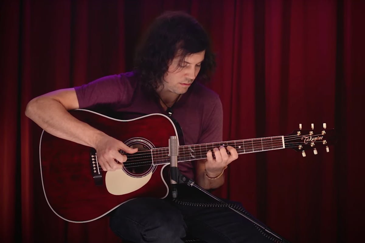 Takamine JJ325SRC Jake Allen (fot. YouTube / Takamine Guitars USA)