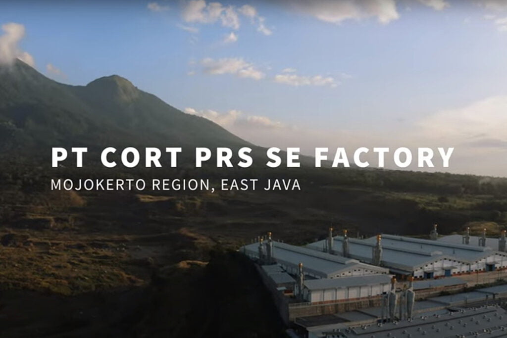 PRS SE Factory (fot. YouTube / PRS Guitars)