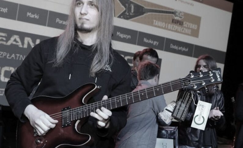 Pamięci Adama Przeździeckiego, zmarłego gitarzysty, zwycięzcy konkursu Gitarowy Top 2014