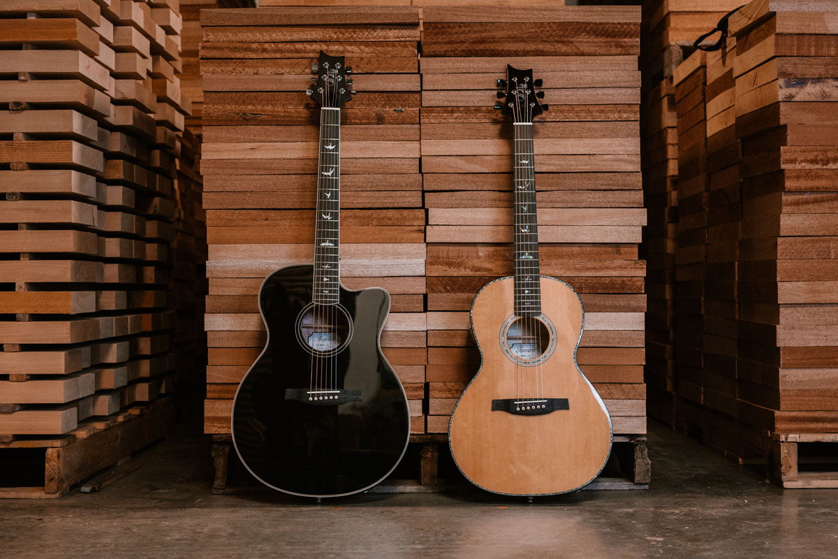 PRS SE A20E & SE P50E (fot. PRS Guitars)