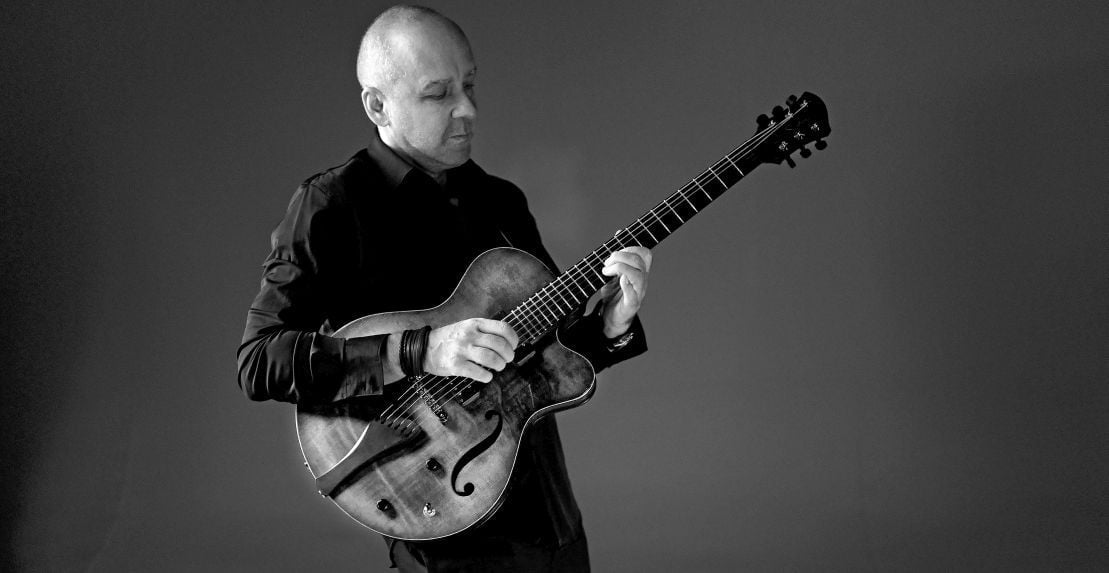 Marek Napiórkowski „String Theory” – suita na gitarę improwizującą, sekcję rytmiczną oraz orkiestrę smyczkową