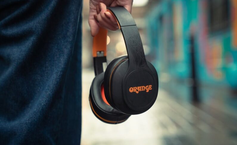 Orange Crest Edition Mk II – nowa wersja słuchawek bezprzewodowych