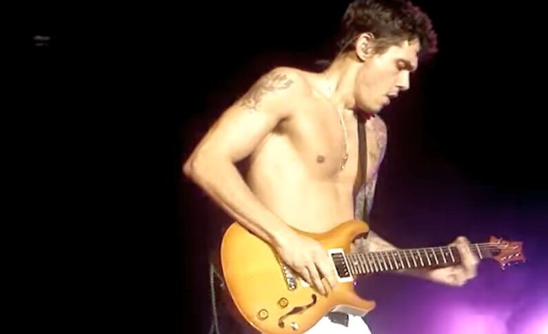 John Mayer i jego wersja hitu Van Halen "Panama"