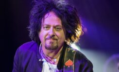 Steve Lukather: "Jeśli jest coś, czego bardzo brakuje w dzisiejszej muzyce, to jest to interakcja między ludźmi"