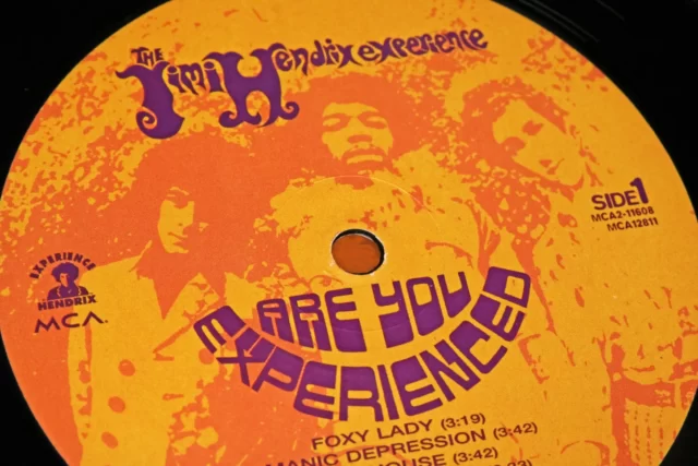 Noel Redding na płycie Are You Experienced Jimi Hendrix Exprerience nie tylko grał na basie, ale także śpiewał chórki. Fot. Ralf Liebhold / Shutterstock.com