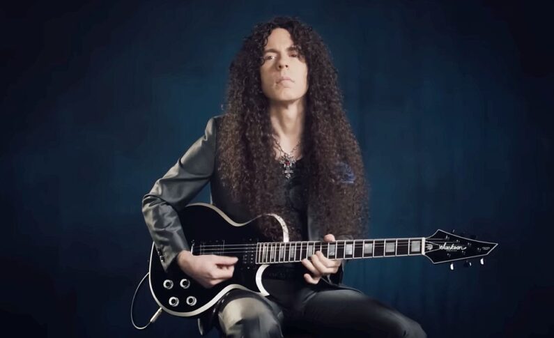 Marty Friedman: "Nigdy nie nosiłem pierścionków, kiedy grałem"