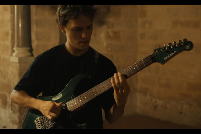 Matteo Mancuso Yamaha PAC612 VIIFM „Silkroad” (fot. YouTube / Matteo Mancuso)