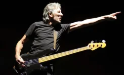 Roger Waters i kolejne dwa utwory z "The Dark Side of the Moon Redux" - "Speak To Me" i "Breathe"