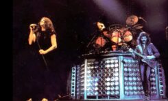 Tony Iommi grał kiedyś regularnie "Smoke on the Water" - przypominamy dlaczego
