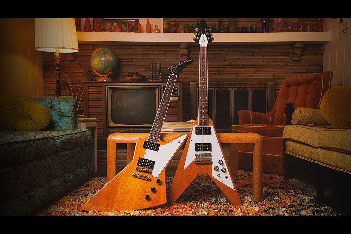 Gibson 70s Explorer i 70s Flying V (fot. Gibson)