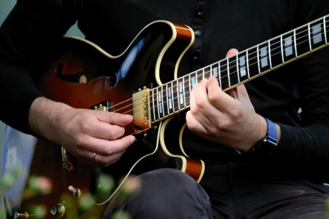 5 porad, które chciałbyś znać jako początkujący gitarzysta, fot. Pixabay