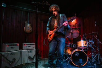 David Grissom i PRS DGT 15 (fot. PRS Guitars)