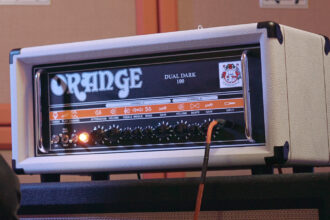 Orange Dual Dark 100 White (fot. Orange Amplification)