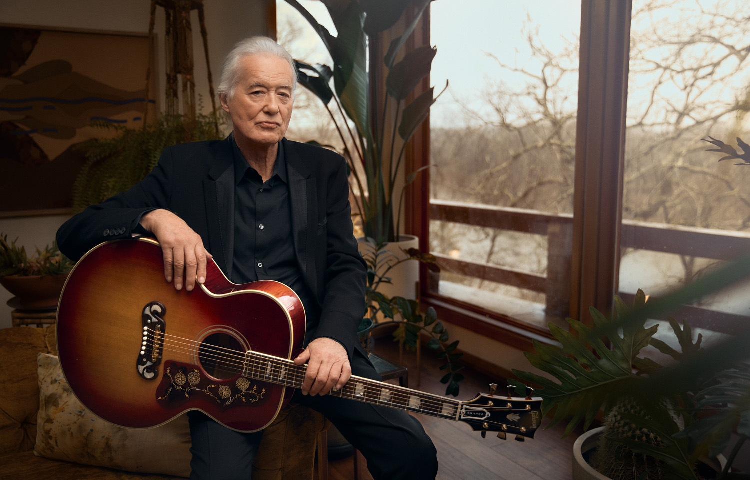 Jimmy Page i gitara Gibson Jimmy Page 1964 SJ-200 (fot. Gibson)