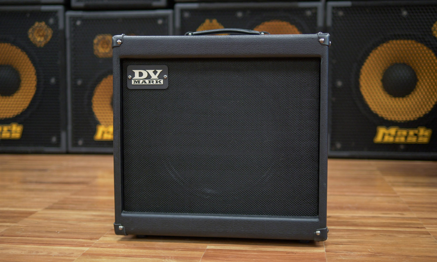 DV Powered Cab 112/60 (fot. DV Mark)