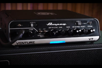 Ampeg V7 i VB-88 (fot. Ampeg)