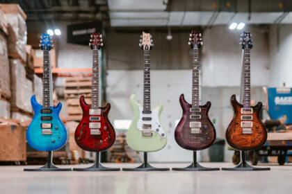 PRS S2 & SE (fot. PRS Guitars)