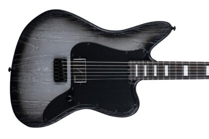 LTD XJ-1 HT Baritone Silver Blast (fot. ESP Guitars)