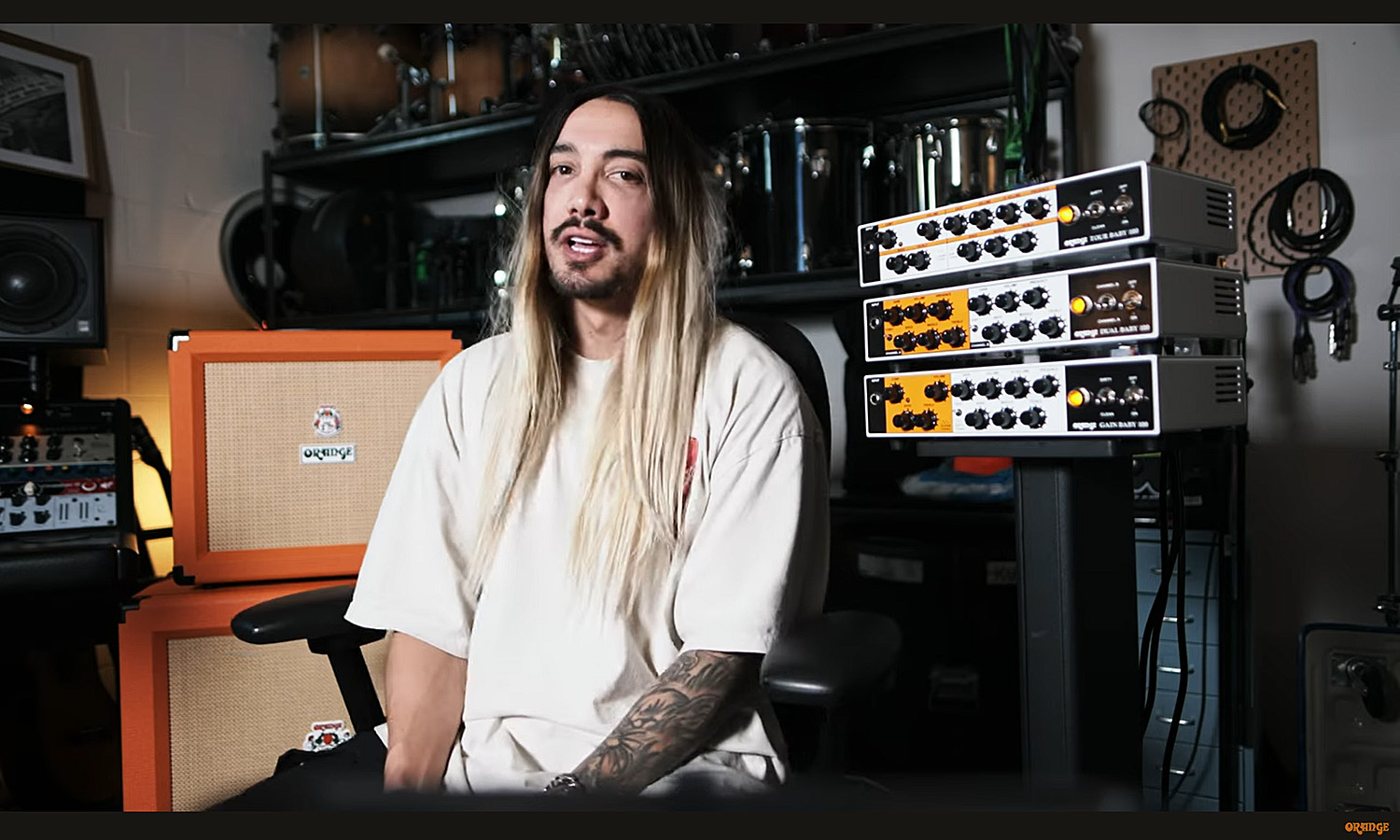 Gee Rocha (fot. YouTube / Orange Amps)