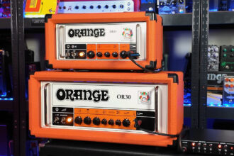 Orange OR30 & OR15 (fot. YouTube / Sonic Drive Studio)