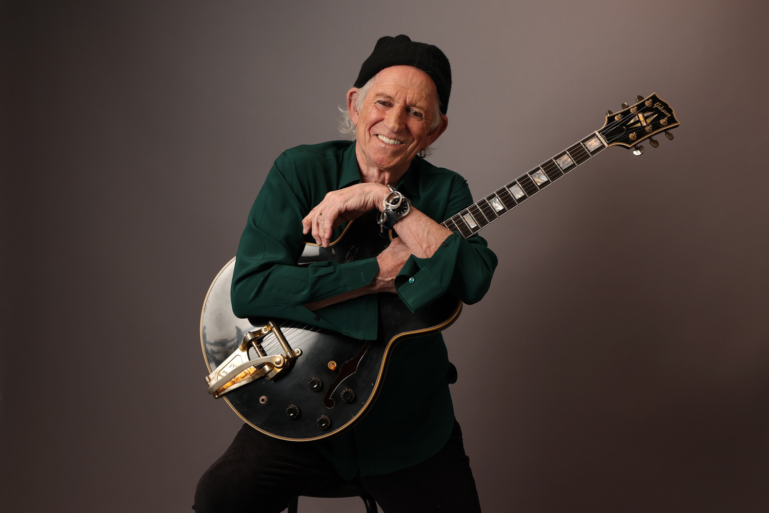 Keith Richards ze swoją gitarą Gibson Custom 1960 ES-355 Collector’s Edition (fot. Kevin Mazur)