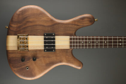 Spector Custom Shop SB-1 (fot. Spector Basses)
