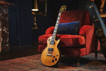 Gibson Custom Mick Ronson 1968 Les Paul Custom Collector's Edition (fot. Gibson)