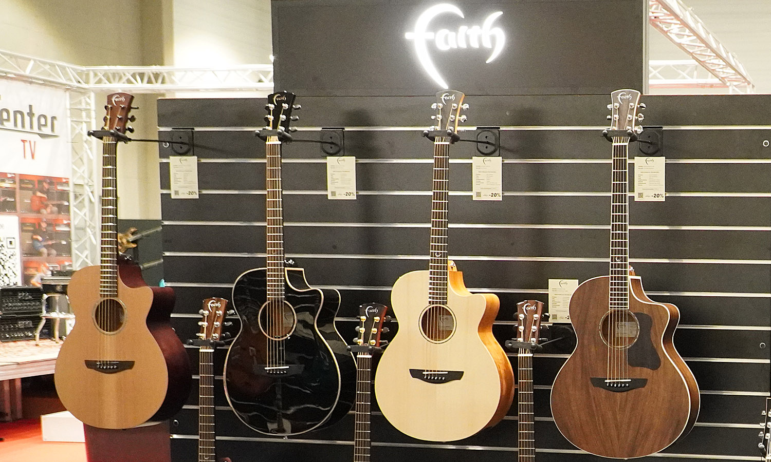 Faith Guitars (fot. Radek Michalak / Top Guitar)